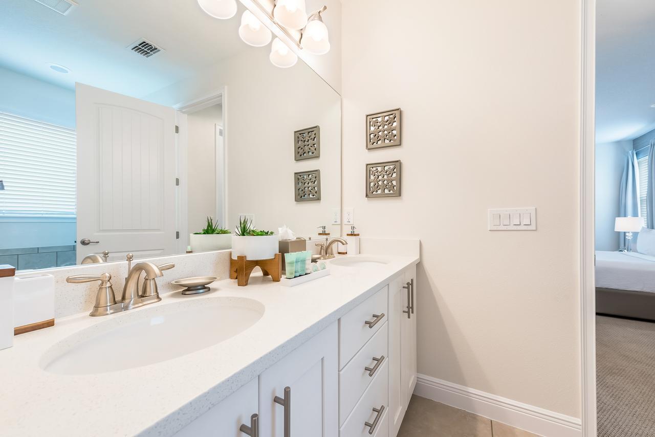 Exquisite Home With Media Room & Games Near Disney By Rentyl - 7600M Orlando Kültér fotó